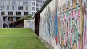 13. August 1961: Wie die Berliner Mauer Berlins Alltag weiter prägt