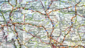 Warnungen am 12. August: Vor Fahrt und Reise den eigenen Ort prüfen