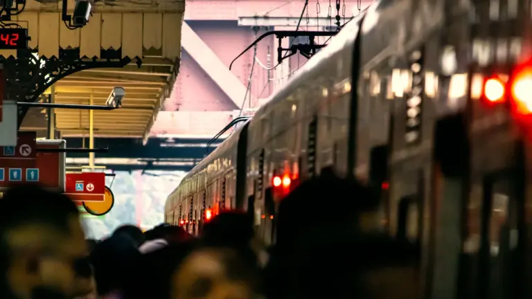 Bahnstreik-Gefahr: Was Pendler heute über die GDL-Verhandlungen wissen