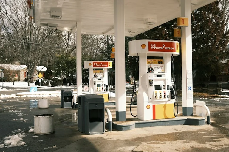 Spritpreise 2026: Warum Diesel und Benzin heute schwanken