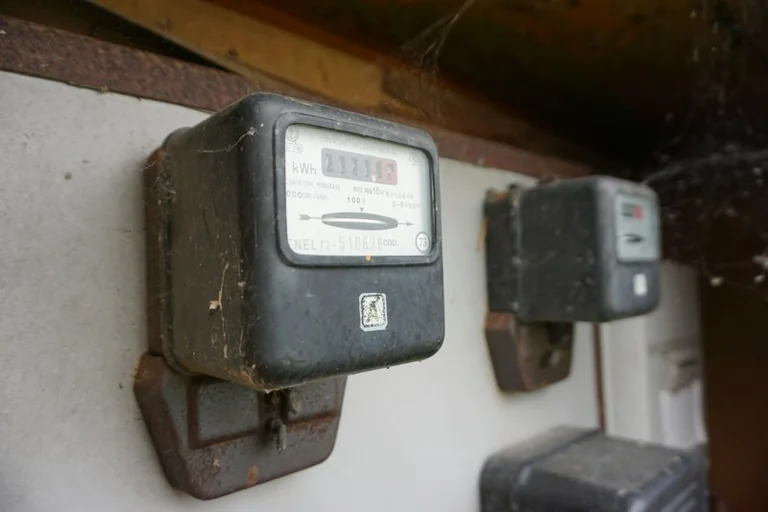 Strompreise ab Oktober 2026: Was Haushalte jetzt prüfen müssen