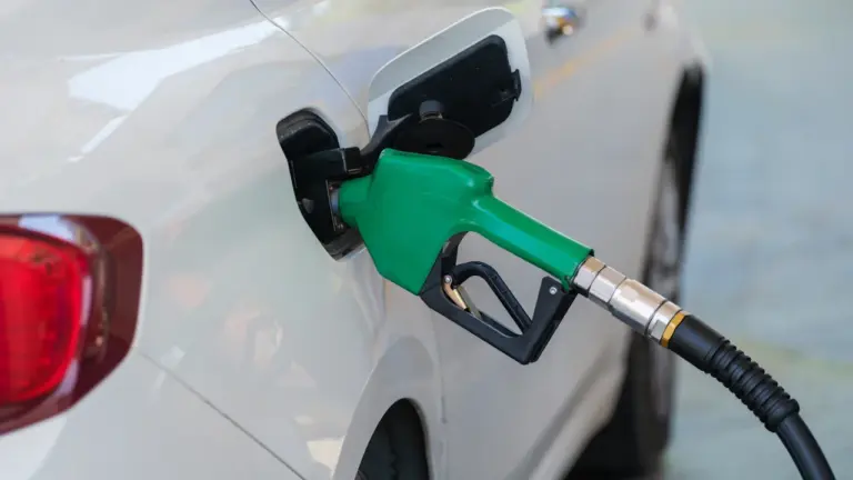 Benzin und Diesel vergleichen: So zählt auch der Umweg