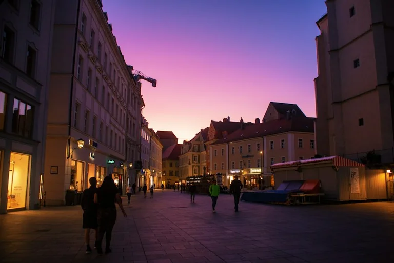 Lange Nacht der Demokratie in Regensburg: Eintritt frei: practical information