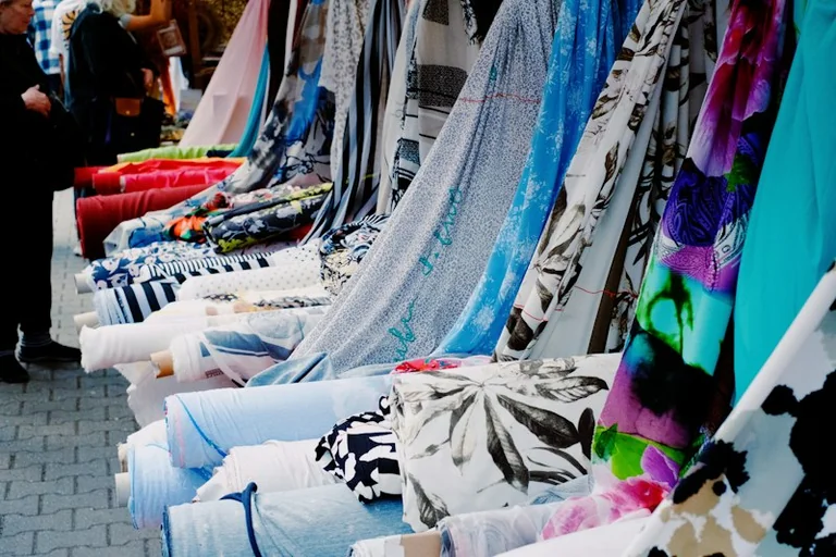 Regensburg: Fashionflohmarkt im Jahnstadion am 24. Oktober