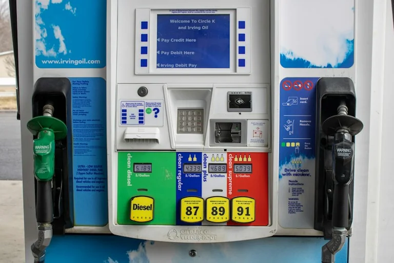 Tanken: Wann sich der Umweg zur günstigeren Tankstelle lohnt
